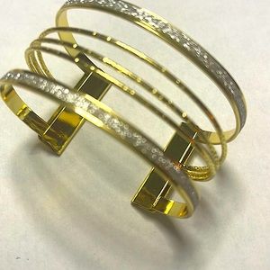 Fashion cuff bangle
